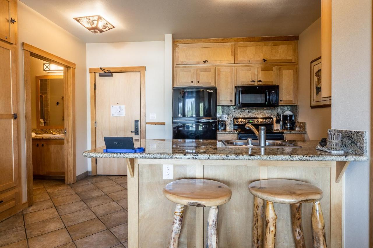 Juniper Springs Lodge #413 - Luxury Ski In Ski Out! 2 Bedroom Маммот Лейкс Экстерьер фото