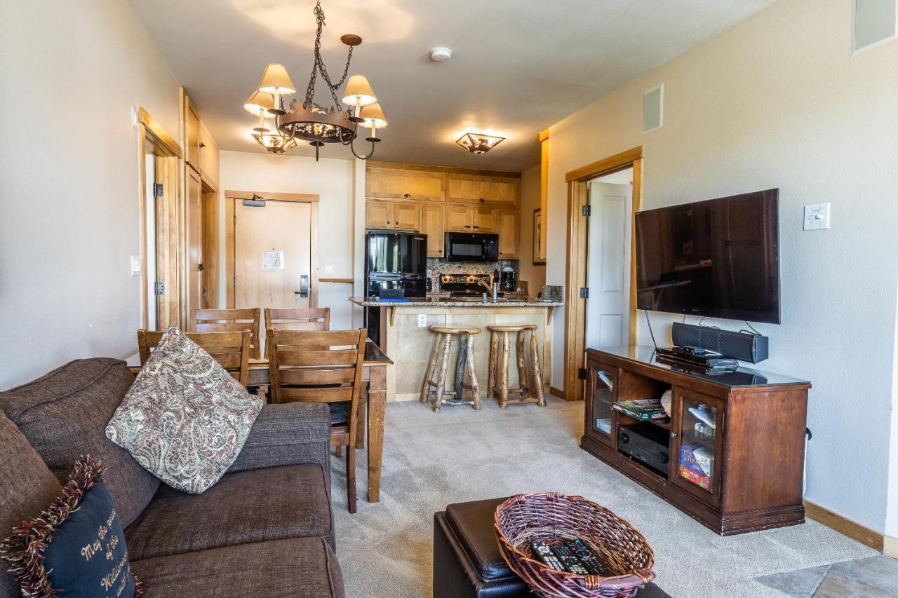 Juniper Springs Lodge #413 - Luxury Ski In Ski Out! 2 Bedroom Маммот Лейкс Экстерьер фото