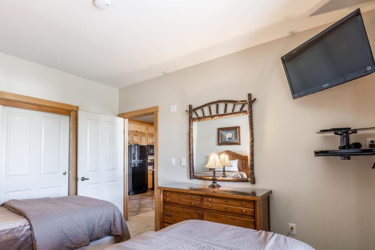 Juniper Springs Lodge #413 - Luxury Ski In Ski Out! 2 Bedroom Маммот Лейкс Экстерьер фото
